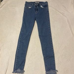 Levi’s 721 High Rise Skinny Jeans